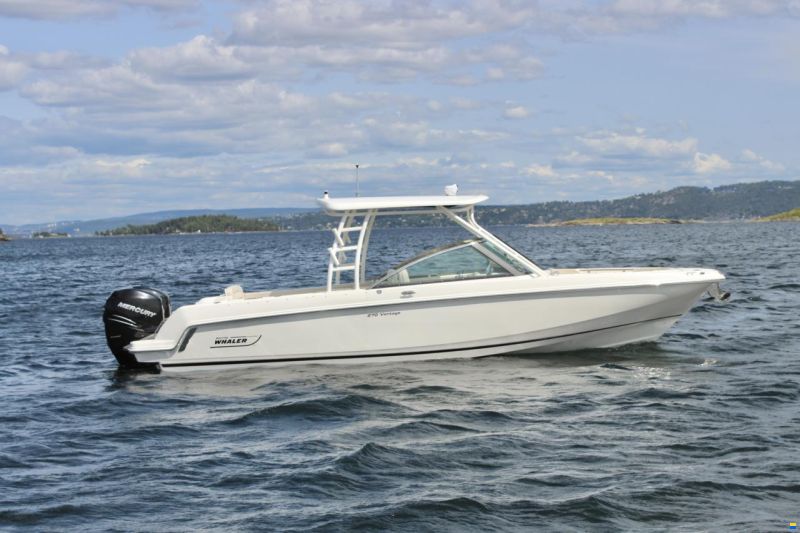 Boston Whaler 270 Vantage