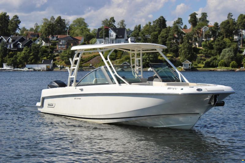 Boston Whaler 270 Vantage
