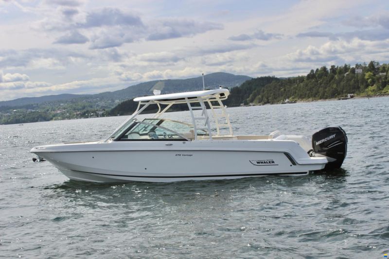 Boston Whaler 270 Vantage