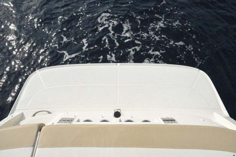 Bayliner VR5 CUDDY