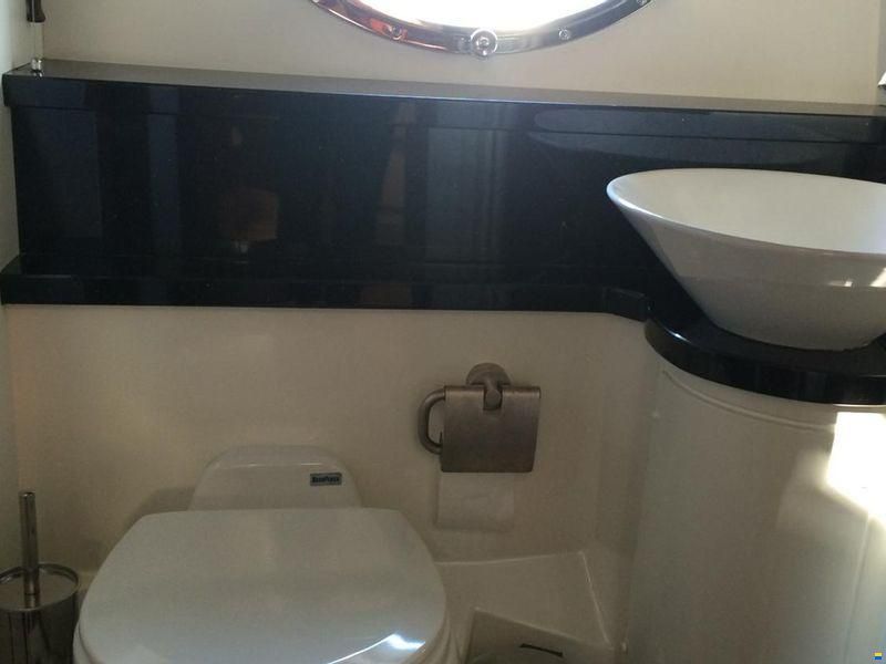 Sunseeker Portofino 53