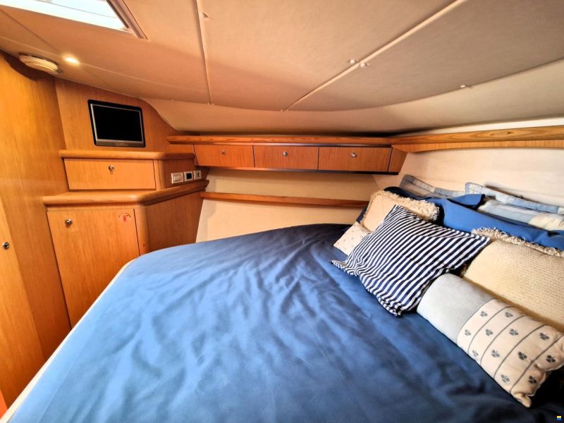 Tiara 4200 Open