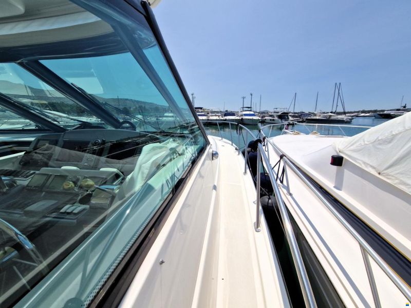 Tiara 4200 Open