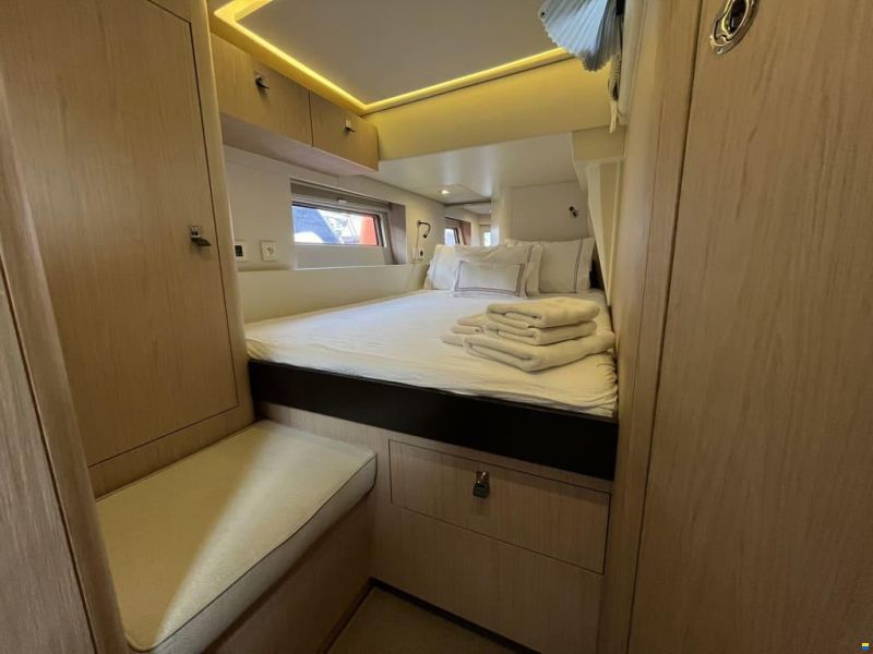 Beneteau Oceanis Yacht 62