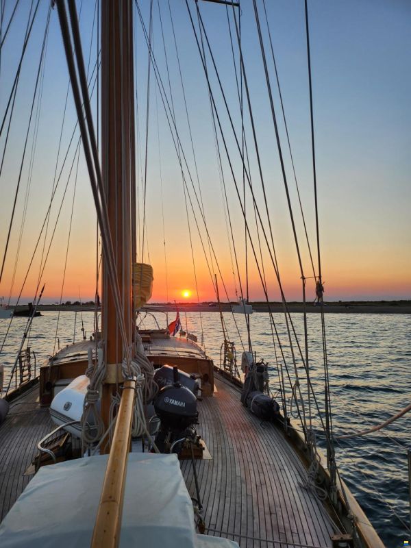 Alu Marine Schooner 64