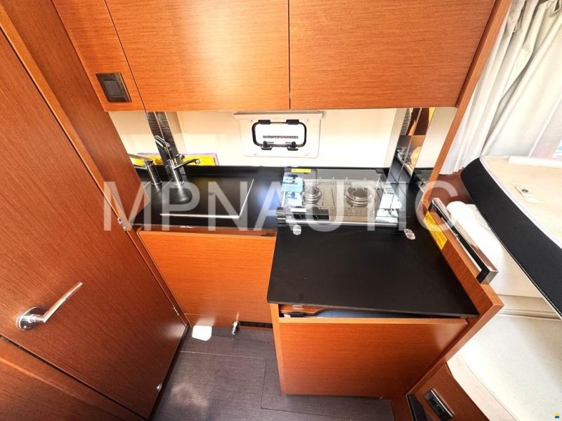 Jeanneau Leader 30
