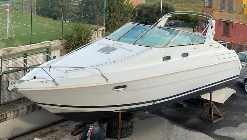 YACHT 27