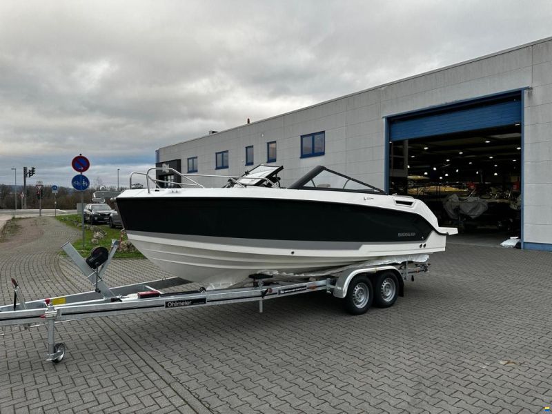 Quicksilver Activ 675 Bowrider