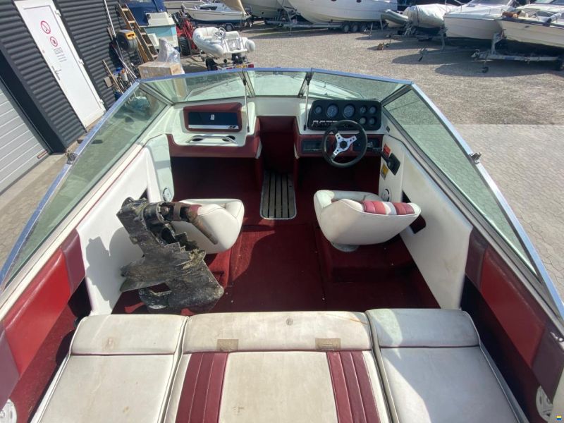 Sea Ray 180