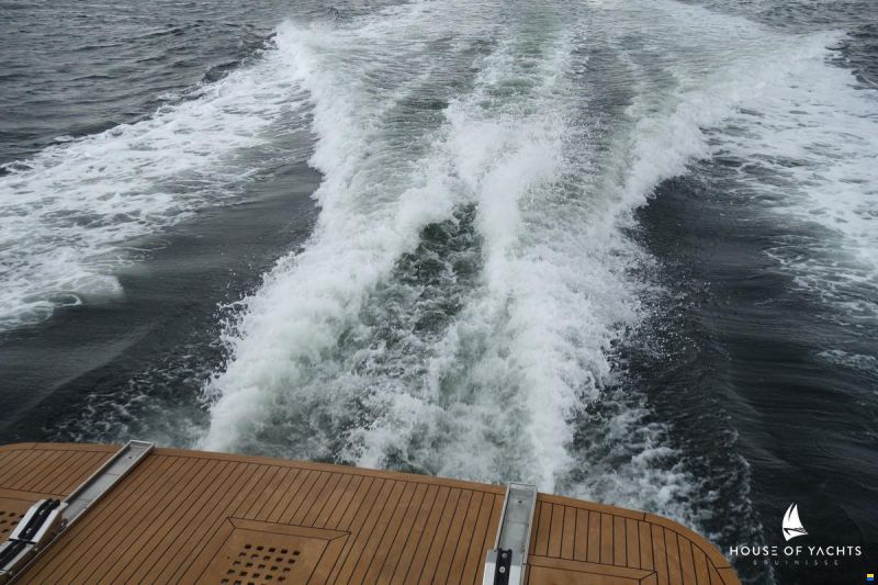 Princess V52