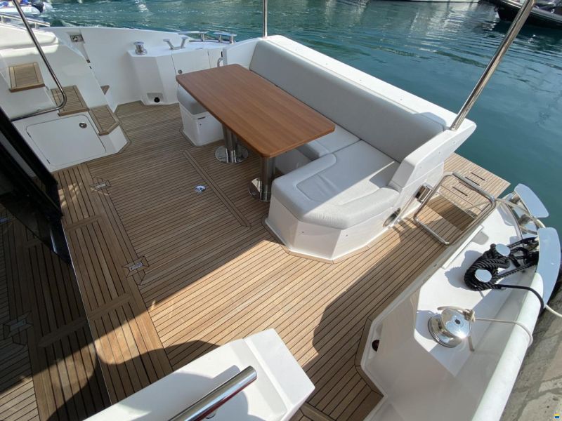Azimut 60 Fly