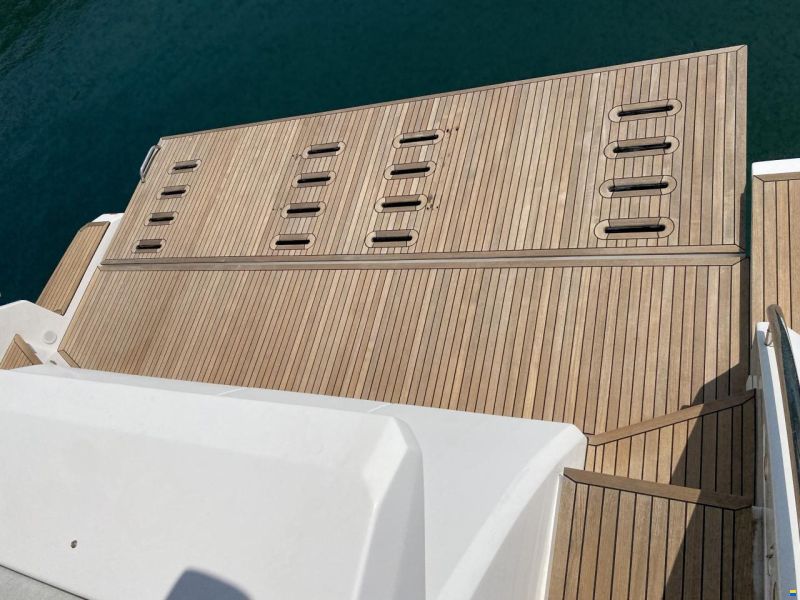 Azimut 60 Fly