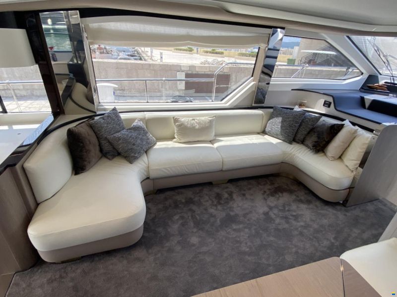Azimut 60 Fly