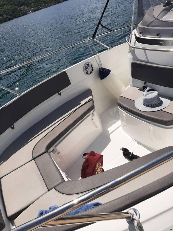 Jeanneau Cap Camarat 7.5 CC-2