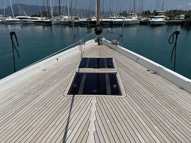 Hanse 588