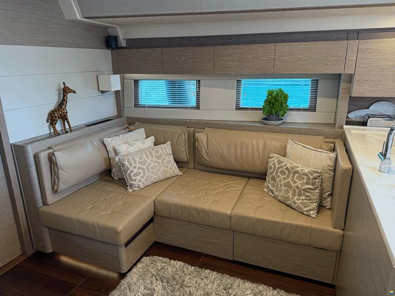 Hanse 588