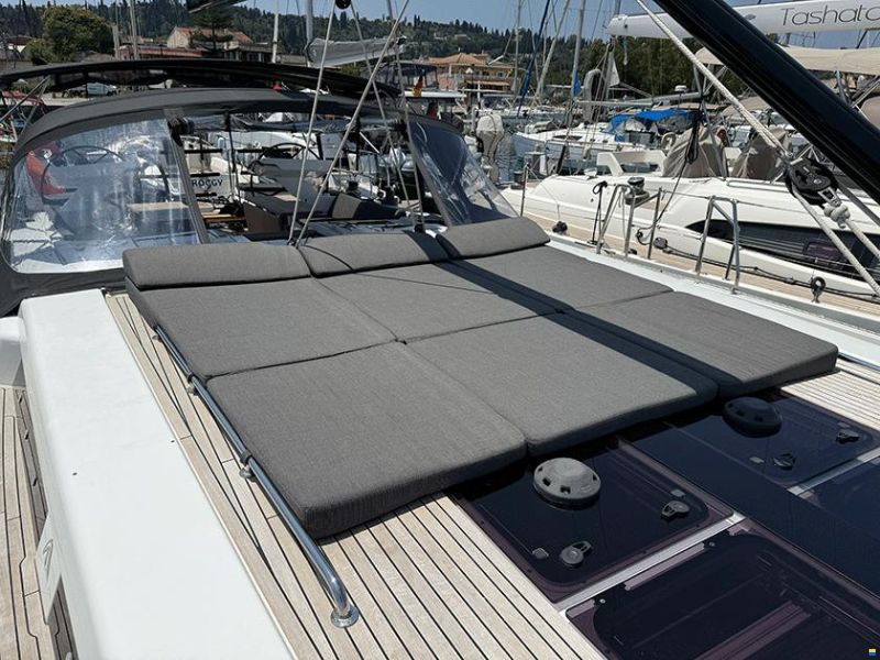 Hanse 588