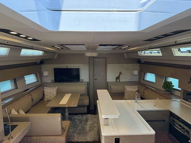Hanse 588
