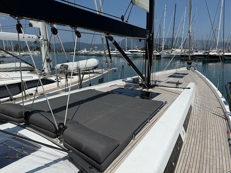 Hanse 588