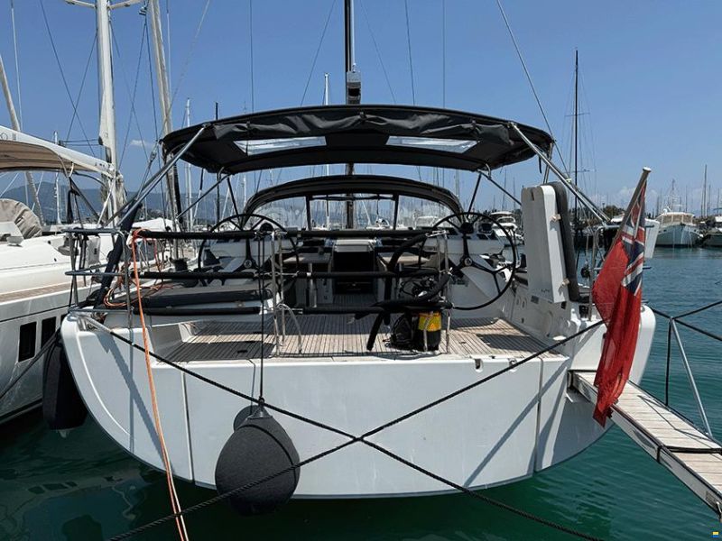 Hanse 588