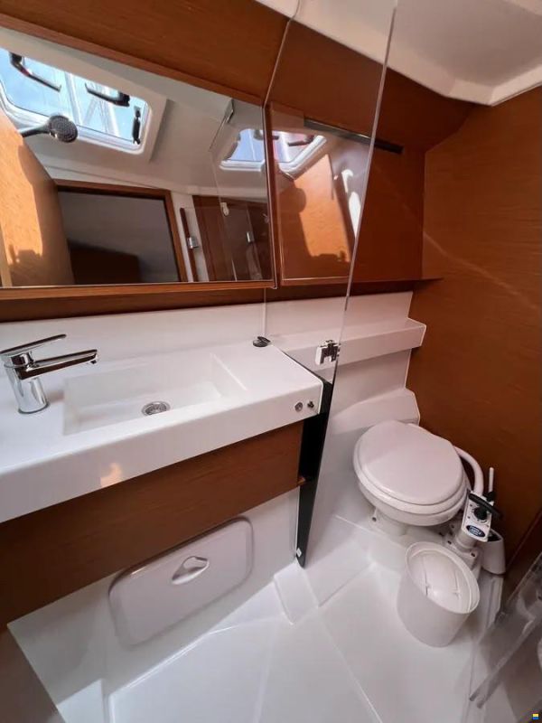 Jeanneau Sun Odyssey 410