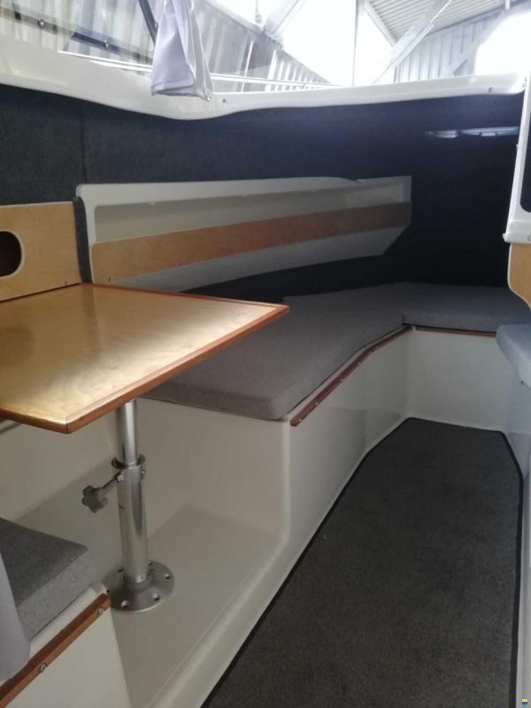 Texas 690 Pilothouse
