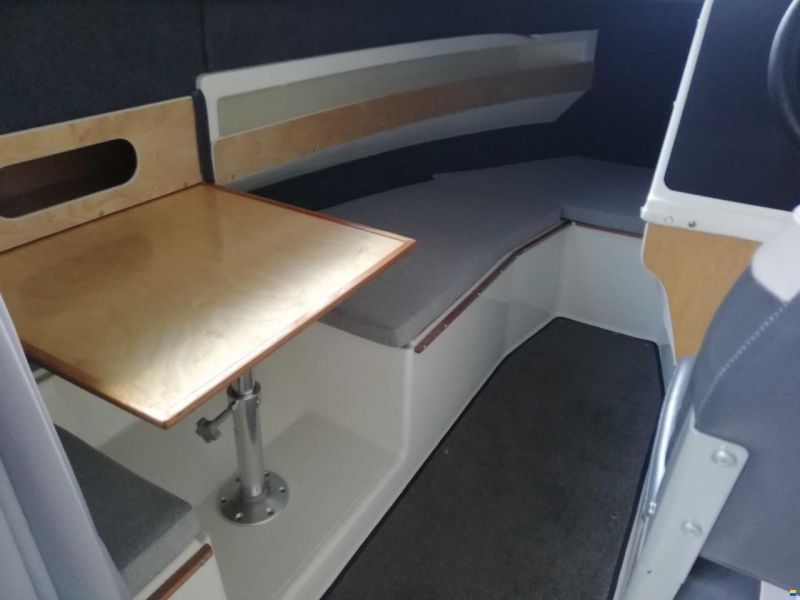 Texas 690 Pilothouse