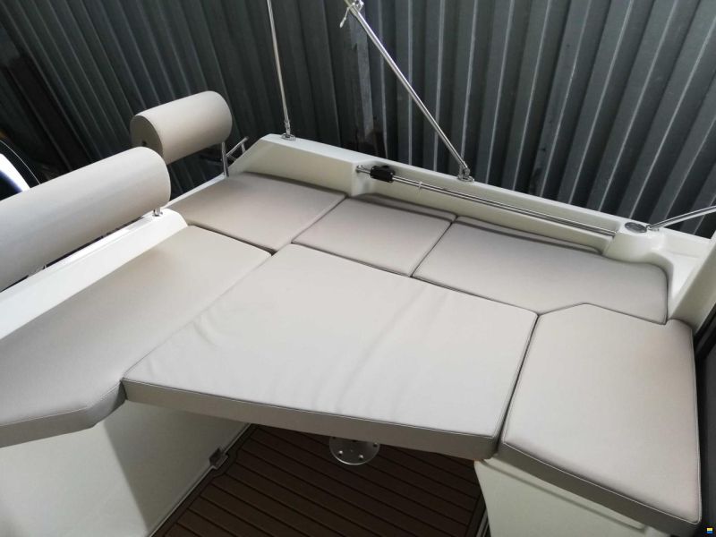 Texas 690 Pilothouse