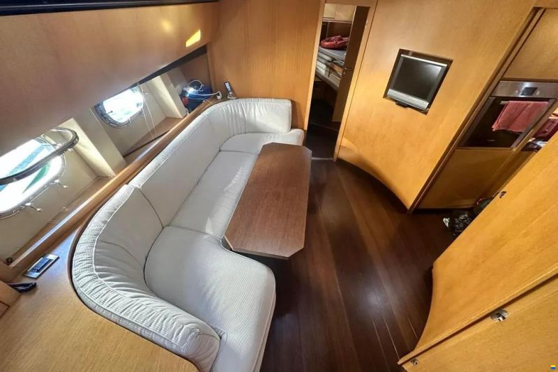 Alfamarine 72
