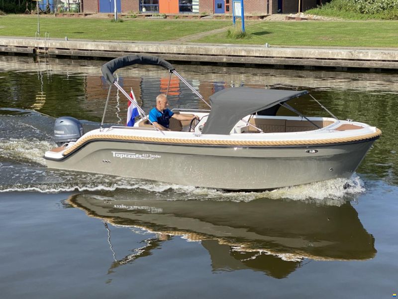 Topcraft 627 Tender
