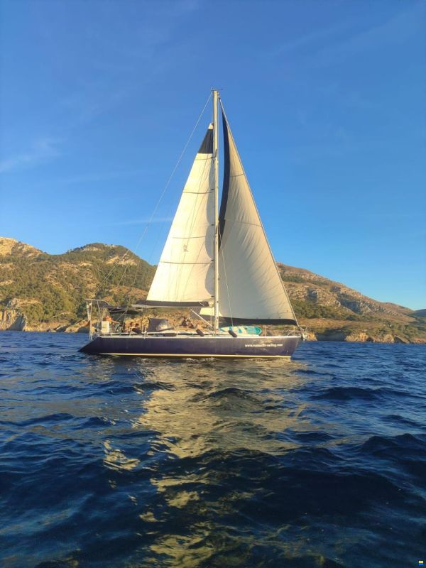 Grand Soleil 43