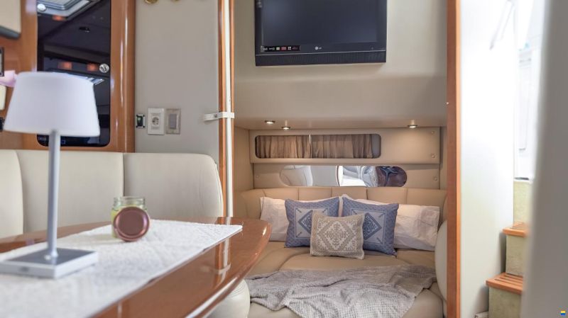 Chaparral 350 Signature