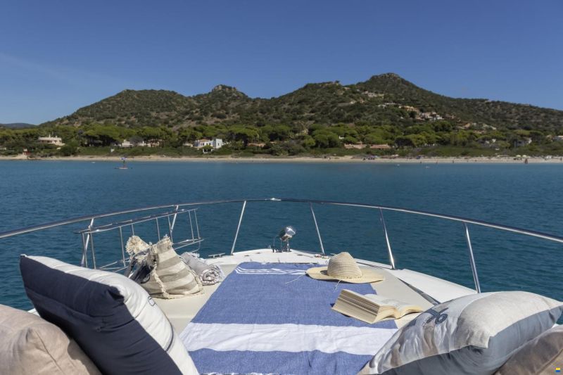 Chaparral 350 Signature