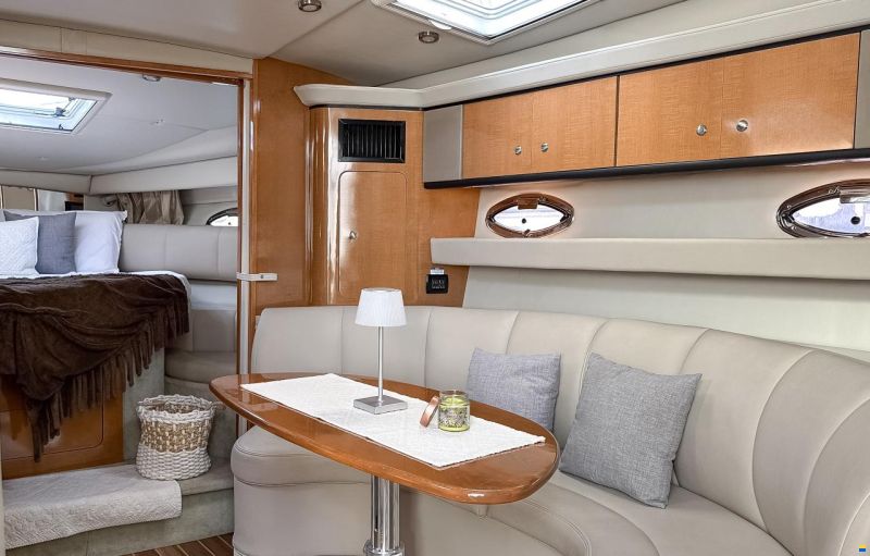 Chaparral 350 Signature