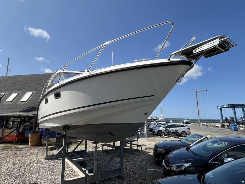 Aquador 27 HT (2020)