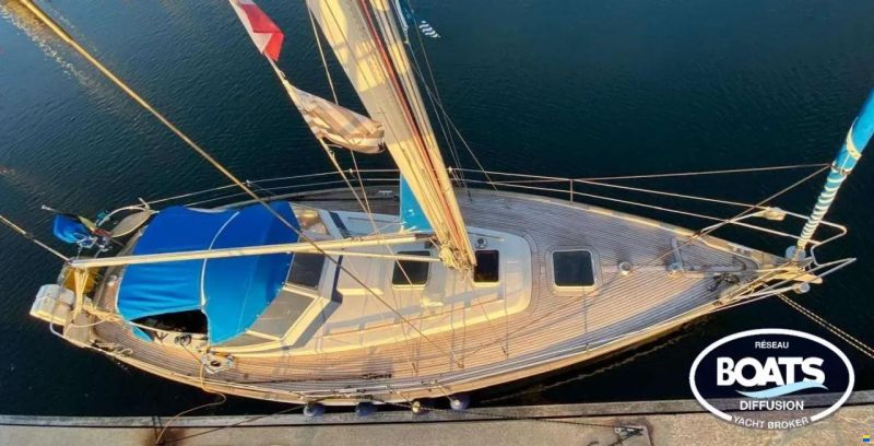 Hallberg-Rassy 352