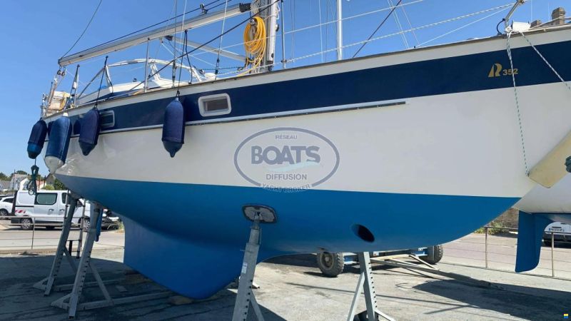 Hallberg-Rassy 352