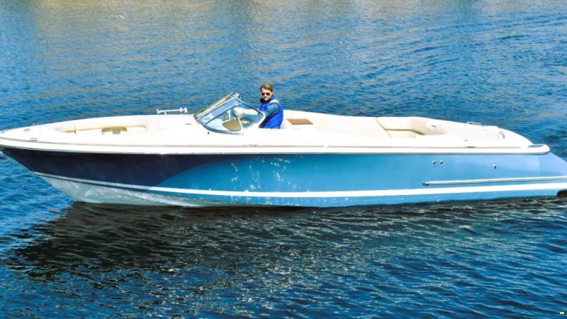 Chris Craft LAUNCH 28