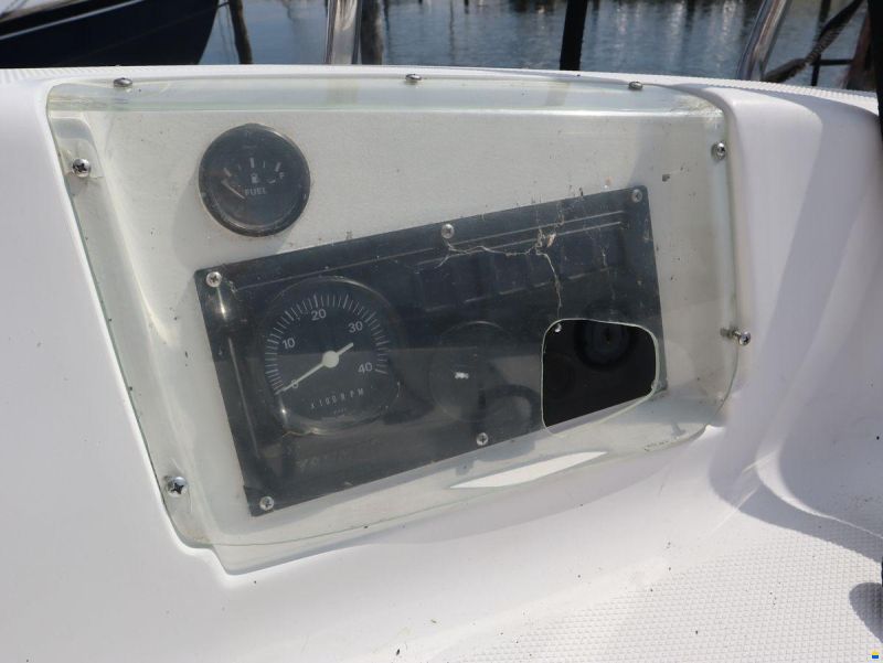 Hunter Marine 280 Met stuurwiel