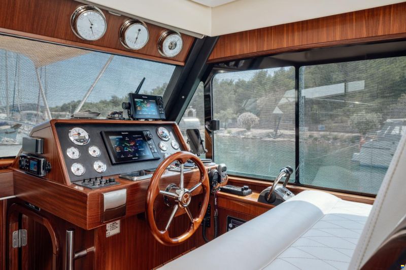 Sasga Yachts Menorquin 34 HT