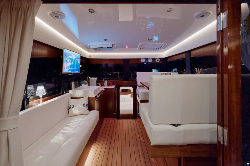 Sasga Yachts Menorquin 34 HT