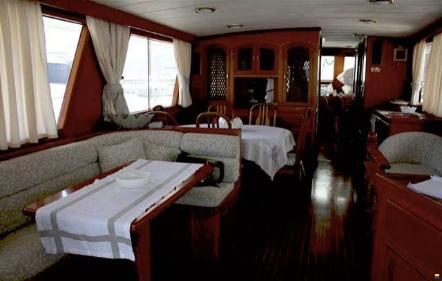 King Yacht SEA RANGER 61