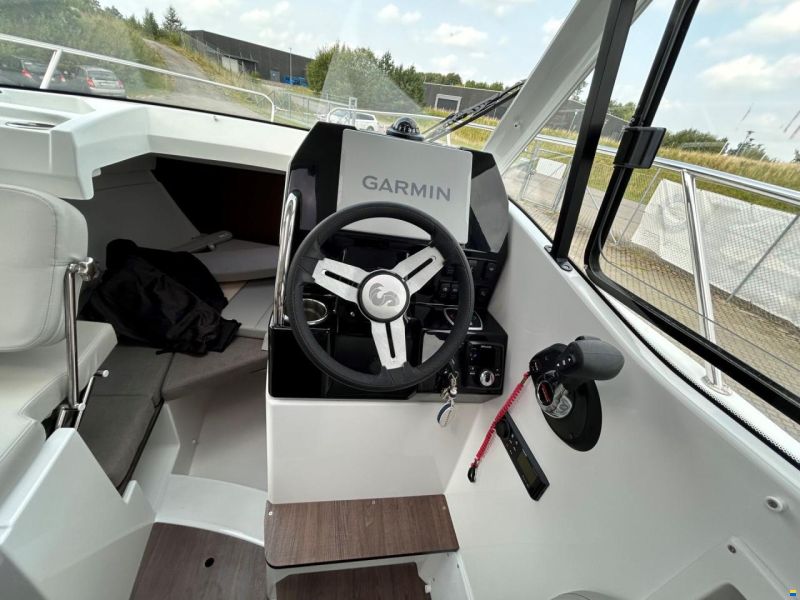 Beneteau Antares 7