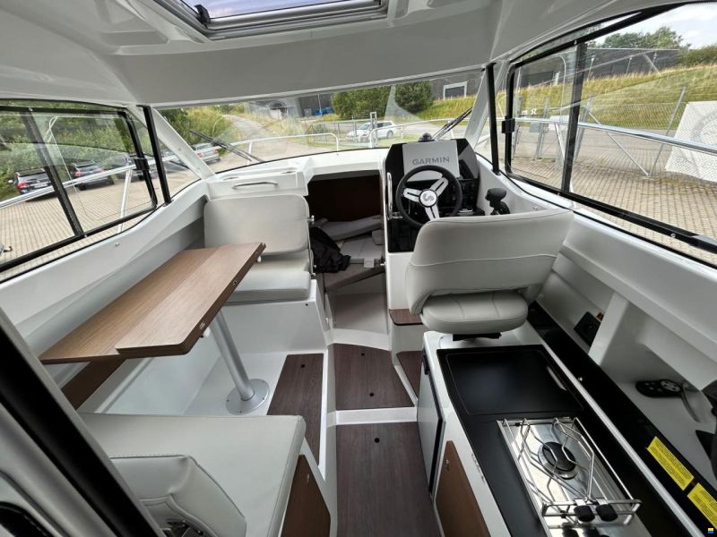 Beneteau Antares 7
