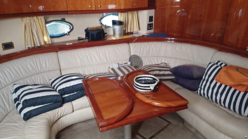 Sunseeker Camargue 51