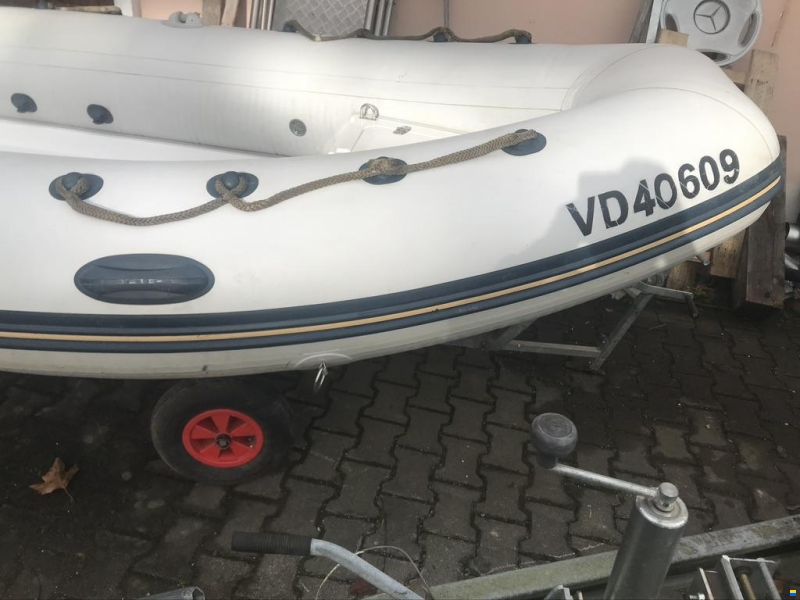 Brig Falcon 400