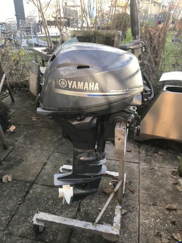Yamaha F25GMH