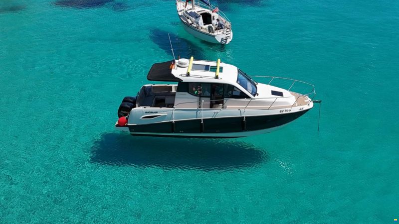 Quicksilver 855 Activ Weekend