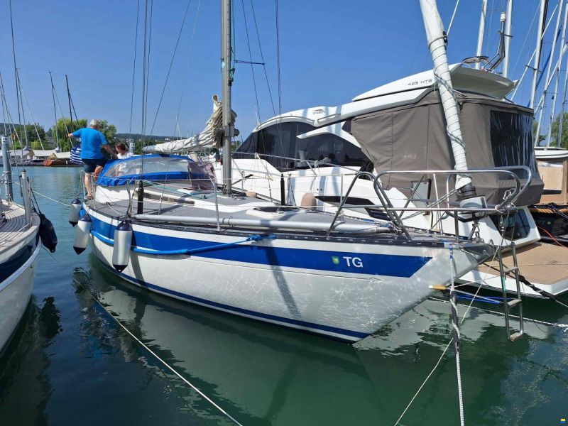 Stella Compass 35