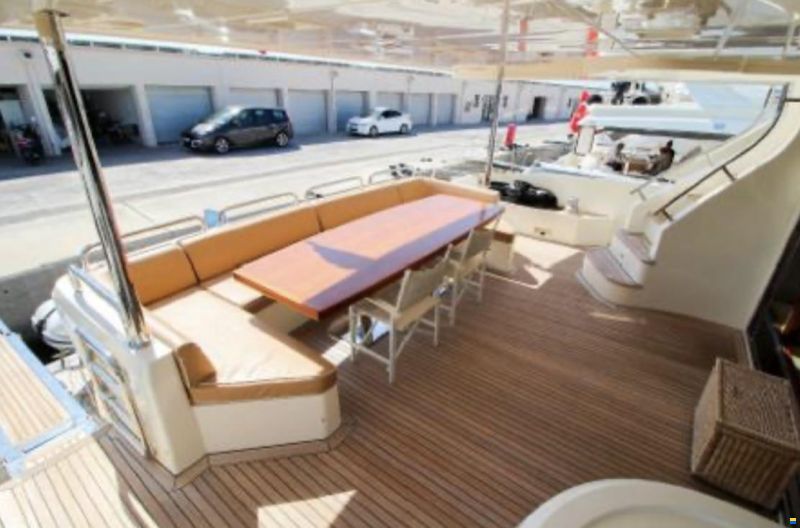 Azimut 95 Fly